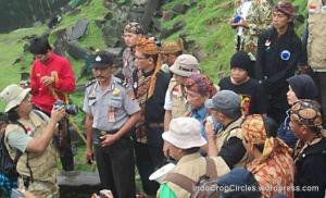 Mendikbud di site of the world - situs gunung Padang June 20
