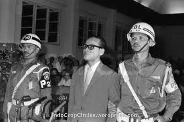 Dr Soebandrio, Sukarno’s foreign minister who’s responsible for aligning Indonesia with Communist China, was sentenced to death by a military tribunal.jpg