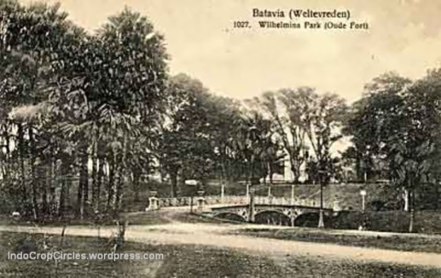 Wilhelmina-Park-Oude-Fort dan benteng tanah, kini mesjid Istiqlal Jakarta