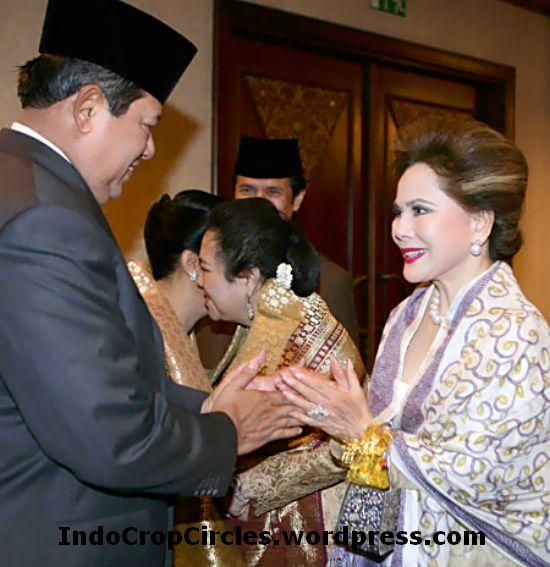 SBY dan Dewi Sukarno  