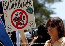 Demonstran pada pertemuan Bilderberg tahun lalu.