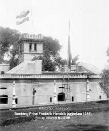 Benteng (Citadel) Prins Frederik Hendrik di Weltevreden (kini Masjid Istiqlal) sebelum tahun 1918. (Pict by TROPEN MUSEUM)